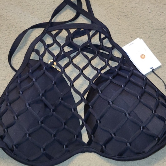 Shade & Shore Other - Shade and shore bikini top size 38C MUST BUNDLE